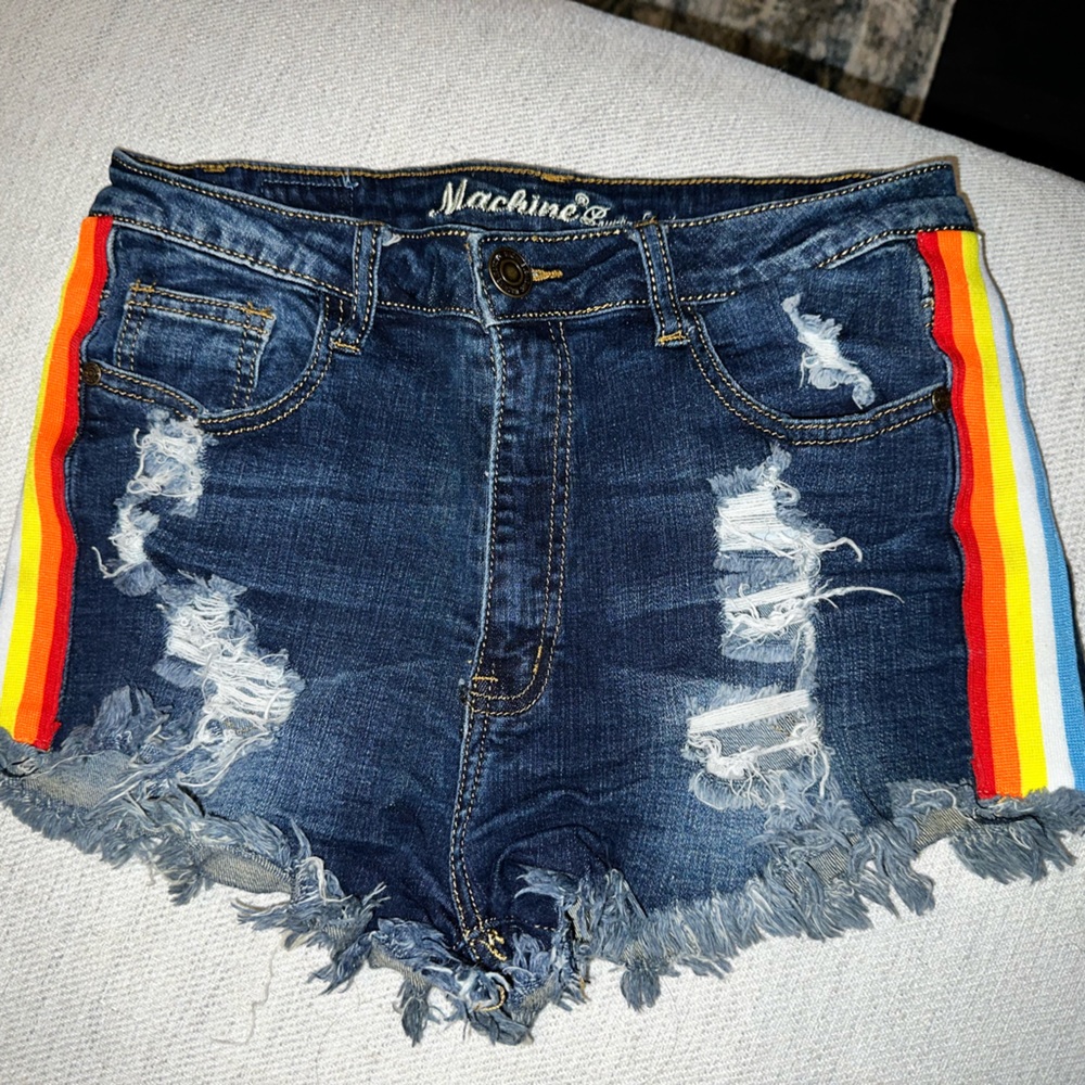 Mid-rise. Size large USA 30 runs a bit small. Lightly worn but great condition!